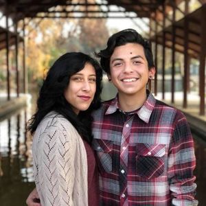 Meet your Posher, Maya